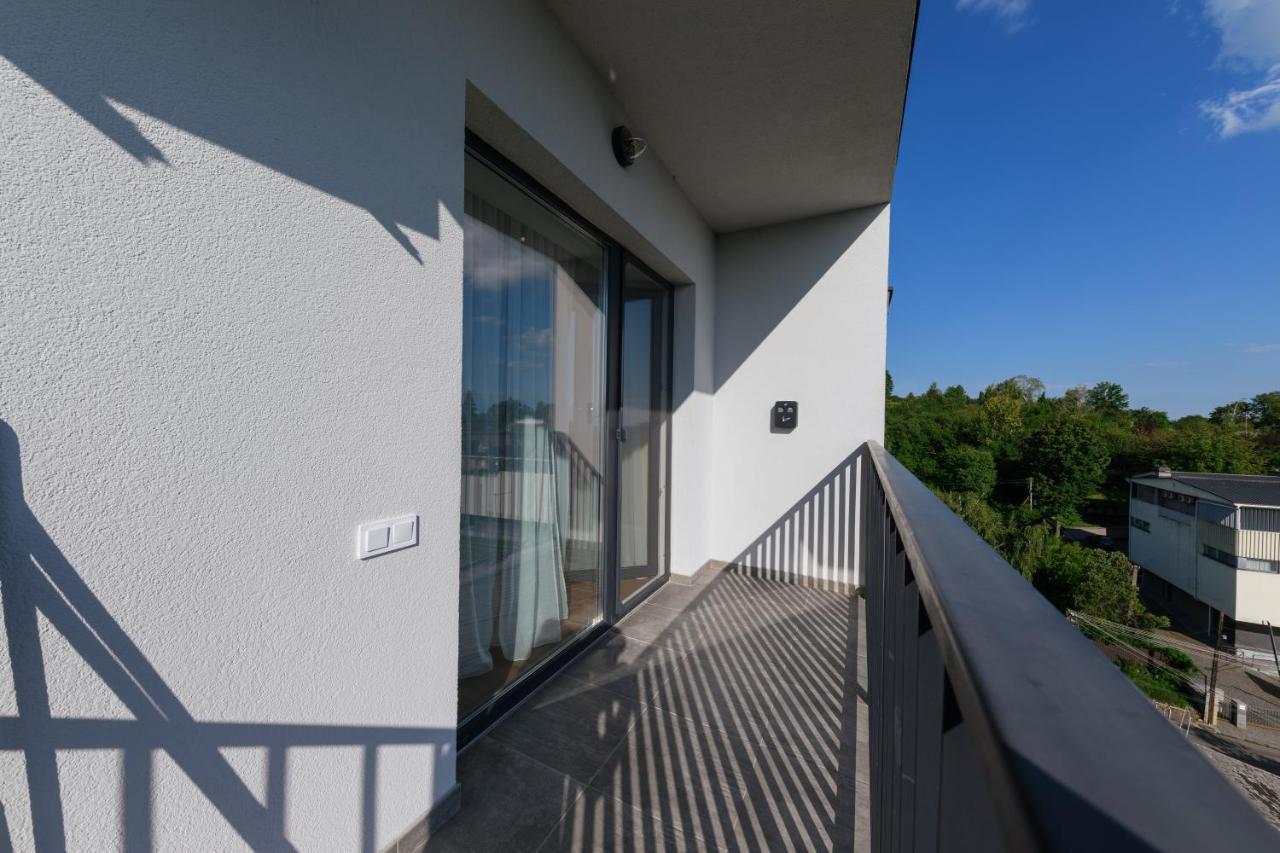 Мм Group Apartment Uschhorod Exterior foto